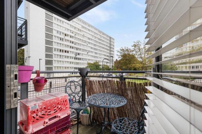 Flat 13, Hollyfield, Pooles Park N4 3FG-No Waterma