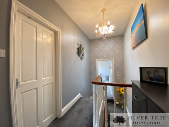 2 bed Terraced for sale Image 10