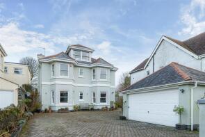 Avermont, Road From Knighton To The Angle, Yelverton PL20 7PJ