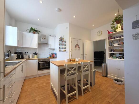 Kitchen.jpg