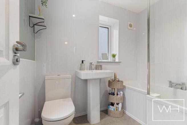 3 bed Semi-Detached for sale Image 6