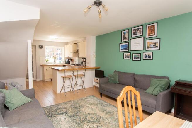 Frenches Farm Drive, Heathfield, TN21 8BQ photo 4