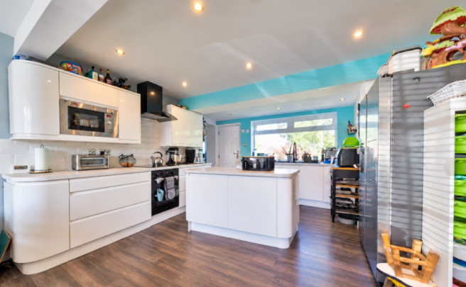 Dining kitchen RC