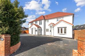 182a, The Fairway, Ruislip HA4 0SL