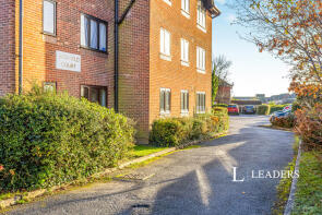 Flat 16, Highfield Court, Church Road, Haywards Heath RH16 3PA