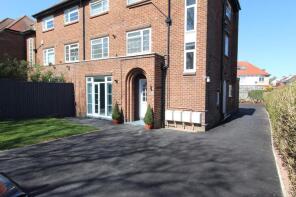 Flat 1, 11, Givendale Road, Scarborough YO12 6LE
