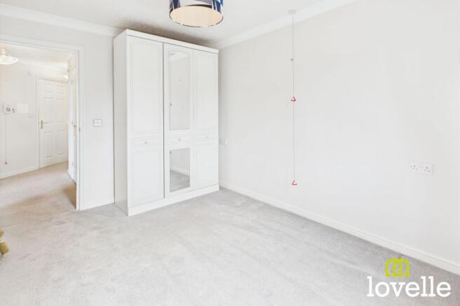 2 bed Flat for sale Image 12