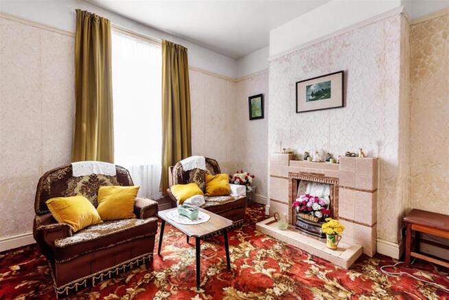 SITTING ROOM