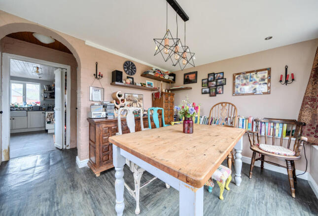 1418408-16-699710...