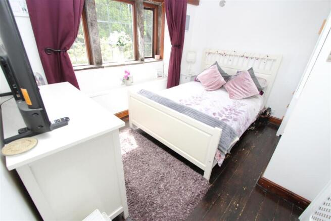 2 bed Terraced for sale Image 8