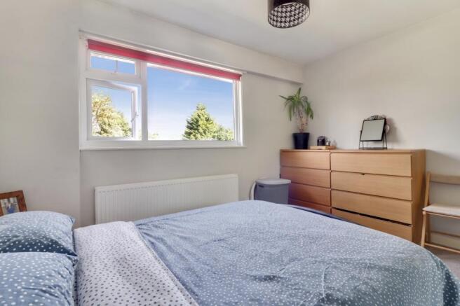 3 bed Terraced for sale Image 12