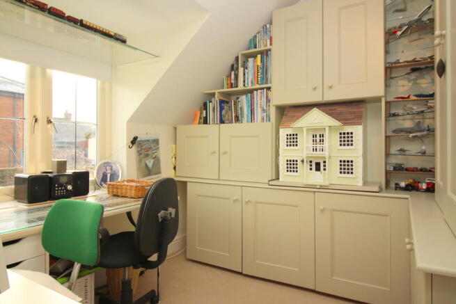 Photo 12
