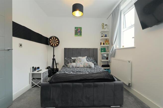 4 bed End of Terrace for sale Image 9