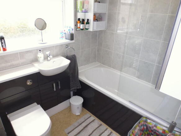 Photo 10
