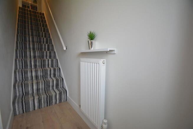ENTRANCE HALL.jpg