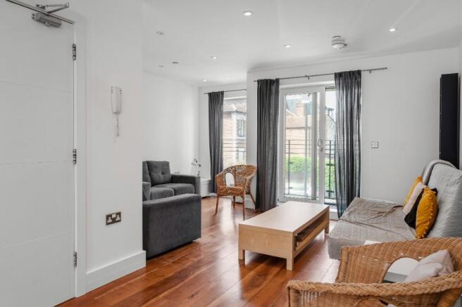 Nightingale Road, London N22 8QB – další