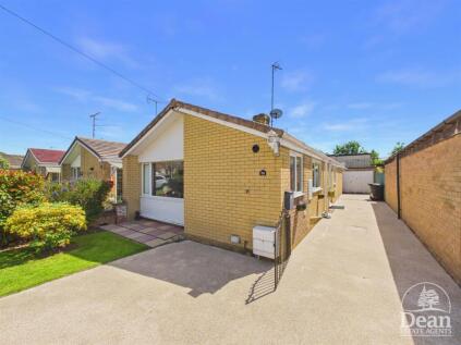 Lakeside Avenue, Lydney