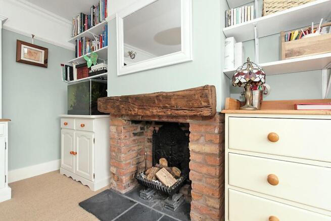 Duv-Dining-Fireplace.jpg