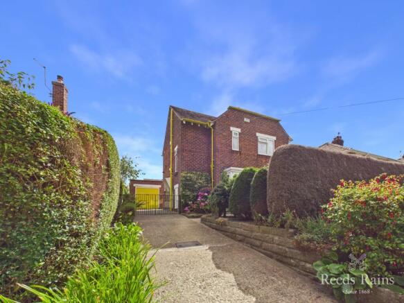 3 bed Detached for sale in scarborough