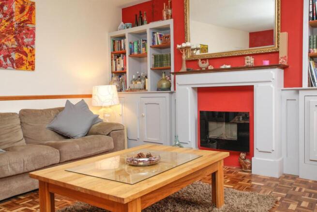 Flat A, 17 Wellingto