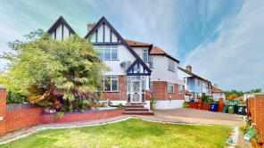 30, Ferrymead Gardens, Greenford UB6 9NF