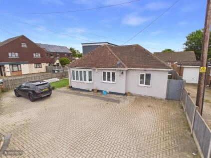Tennyson Avenue, Cliffe Woods