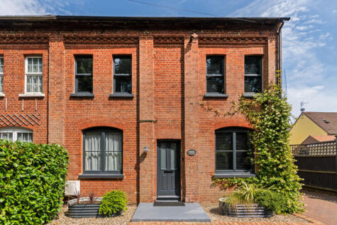 Forest Hall Road, Stansted, Essex, CM24