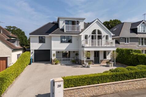 Elms Avenue, Lilliput
