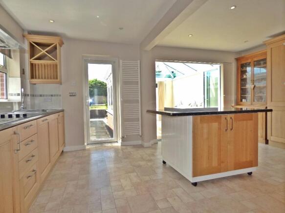 Kitchen & breakfast room