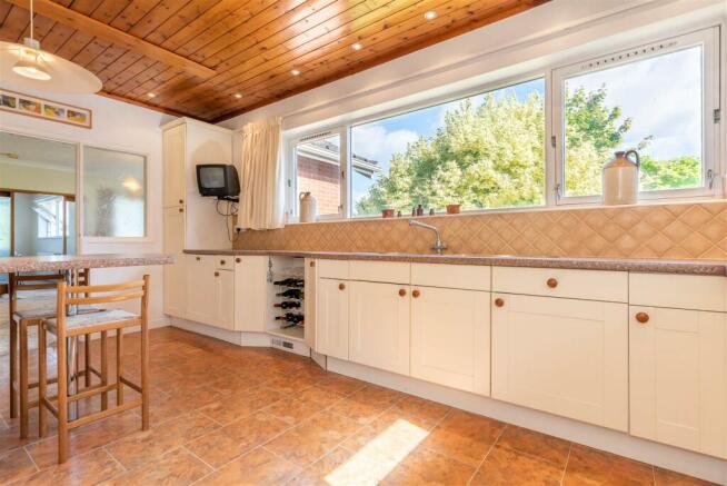 COTTAGE STYLE KITCHEN