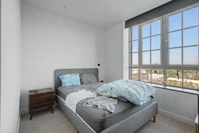 3 bed Block of Apartments for sale Image 9