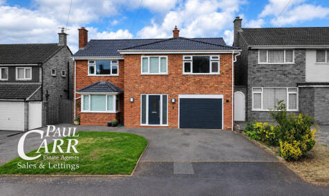 Essex Road, Four Oaks, Sutton Coldfield, B75 6NR