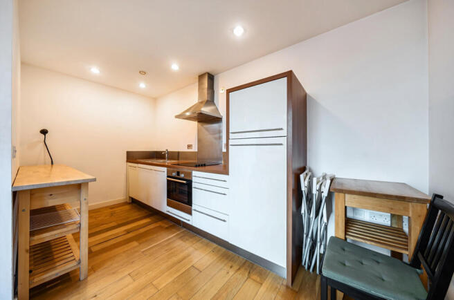 1381707-3-6915bd4...