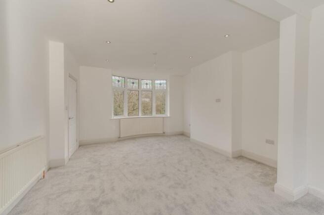 3 bed Semi-Detached for sale Image 11