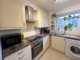 10, 4 Barbara Ward Court, Brockway Close, London E11 4TF