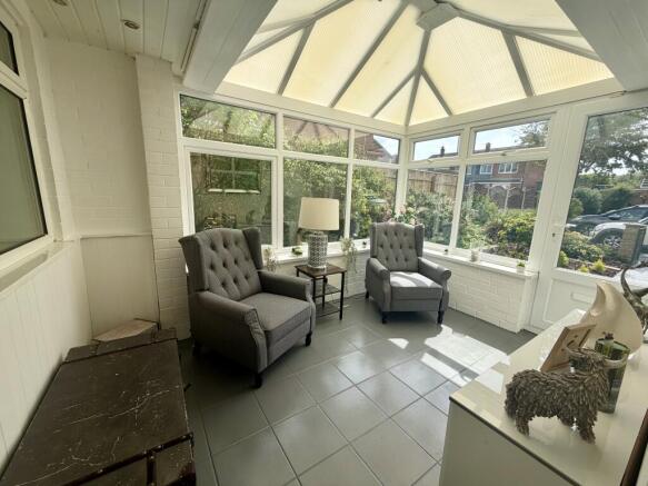 3 bed Bungalow for sale Image 8