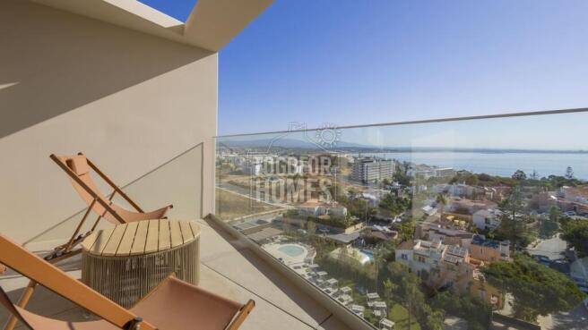 11 balconty view