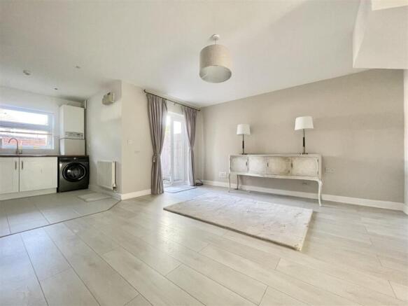 Open Plan Dining / Living Area