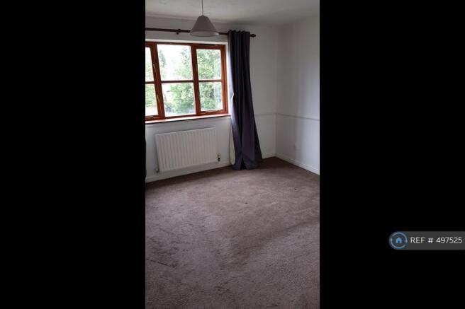 Large Double Bedroom 1