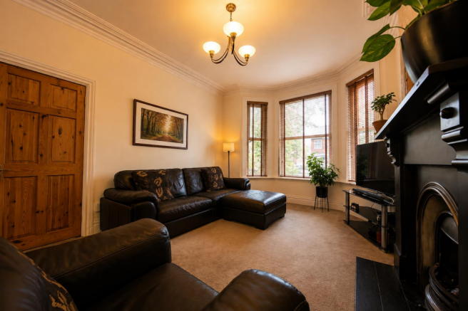 4 bed Terraced for sale Image 7