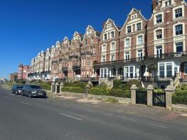 8, 8 9 Newdigate House, Knole Road, Bexhill-on-sea TN40 1LQ