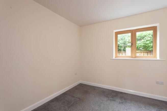 3 bed Detached to rent Image 9