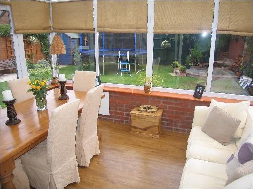 Dining conservatory.