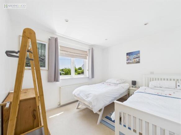 Bedroom 3.jpg