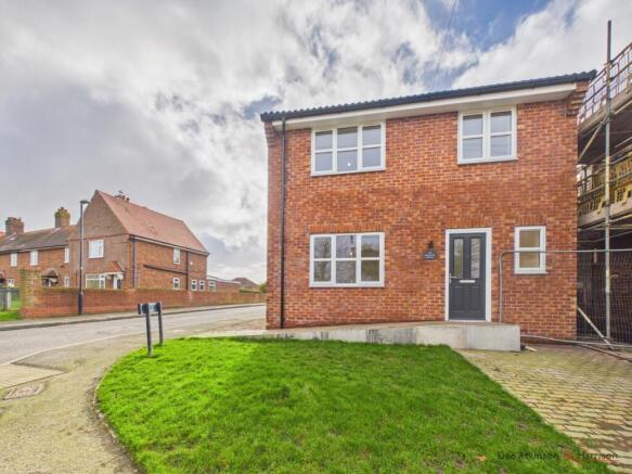 3 Bedroom Detached House - For Sale