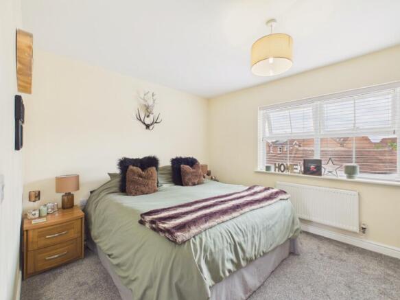 3 bed Terraced for sale Image 9