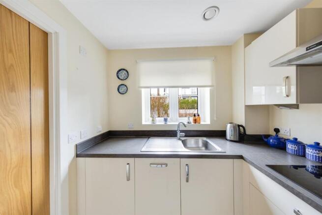 09-b5c9PFMCS 7 Queens Gate-28-medium.jpg