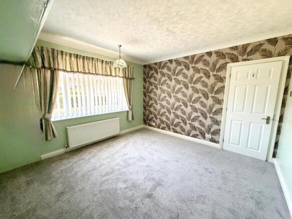 3 bed Detached Bungalow for sale Image 5