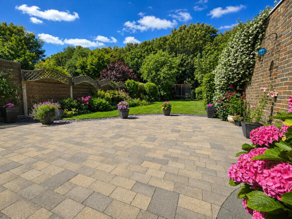 NEW IMAGE GARDEN ...