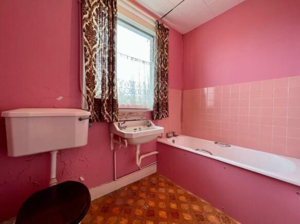 Bathroom.jpeg